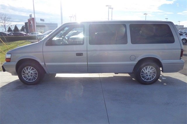 1994 Dodge Grand Caravan SE - photo 10
