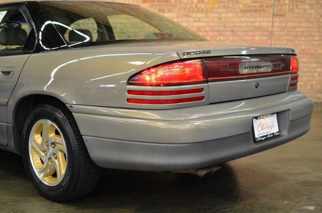 1994 Dodge Intrepid ES - CLEAN CARFAX LOCAL TRADE VERY CLEAN LEATHER - photo 12