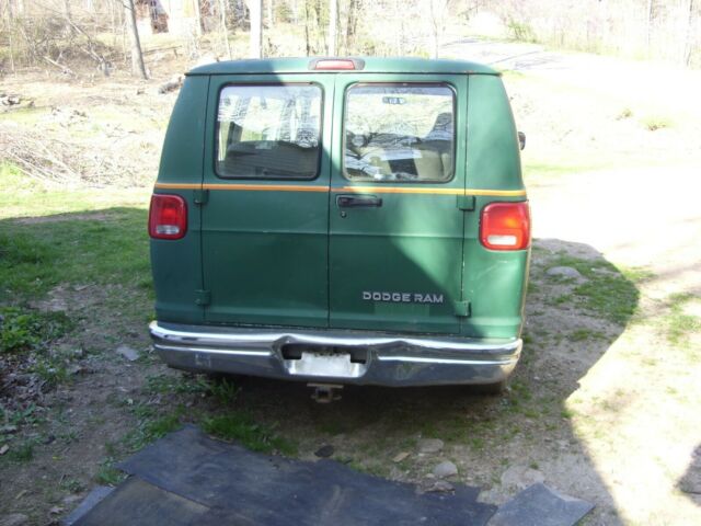 1994 Dodge Ram Van - photo 3