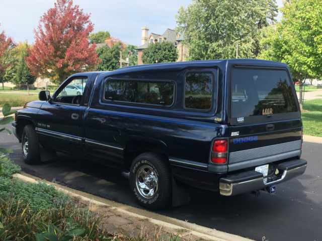 1994 Dodge Ram 1500 Laramie SLT - photo 2