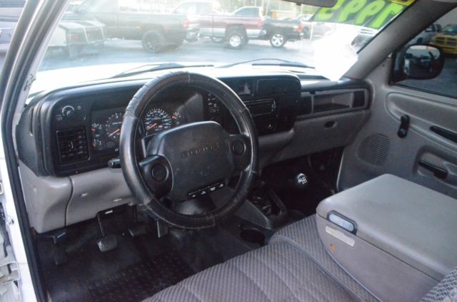 1994 Dodge Ram 2500 ST - photo 8