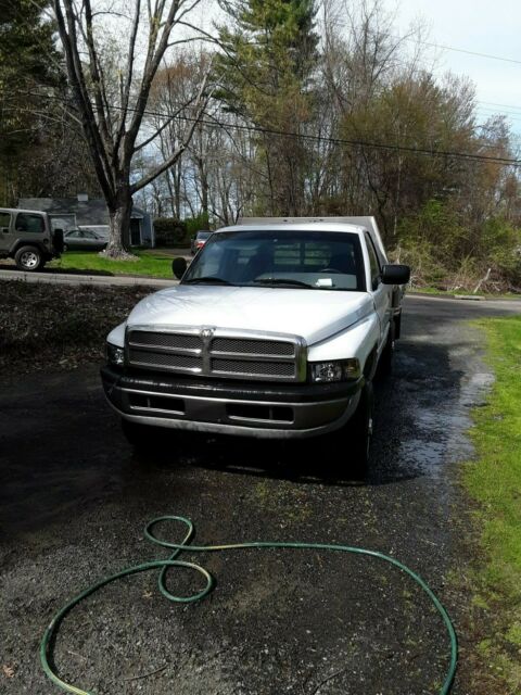 1994 Dodge Ram 2500 4X4 stick ! 1994 Dodge Ram 2500