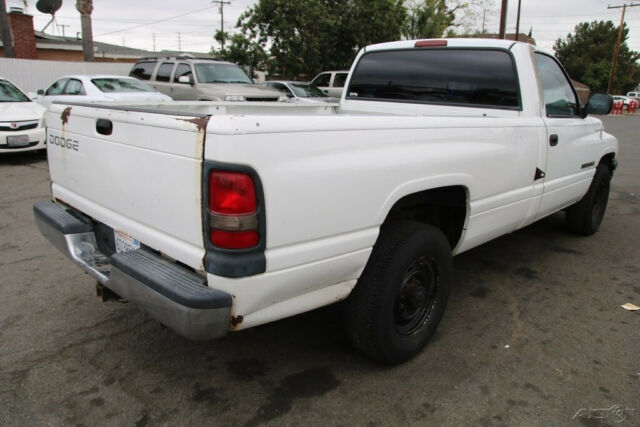 1994 Dodge Ram 2500 - photo 3