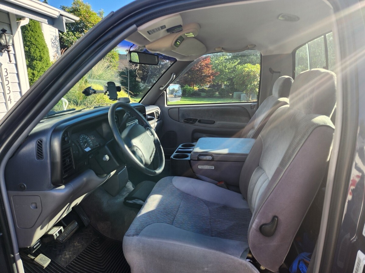 1994 Dodge Ram 2500 - photo 5