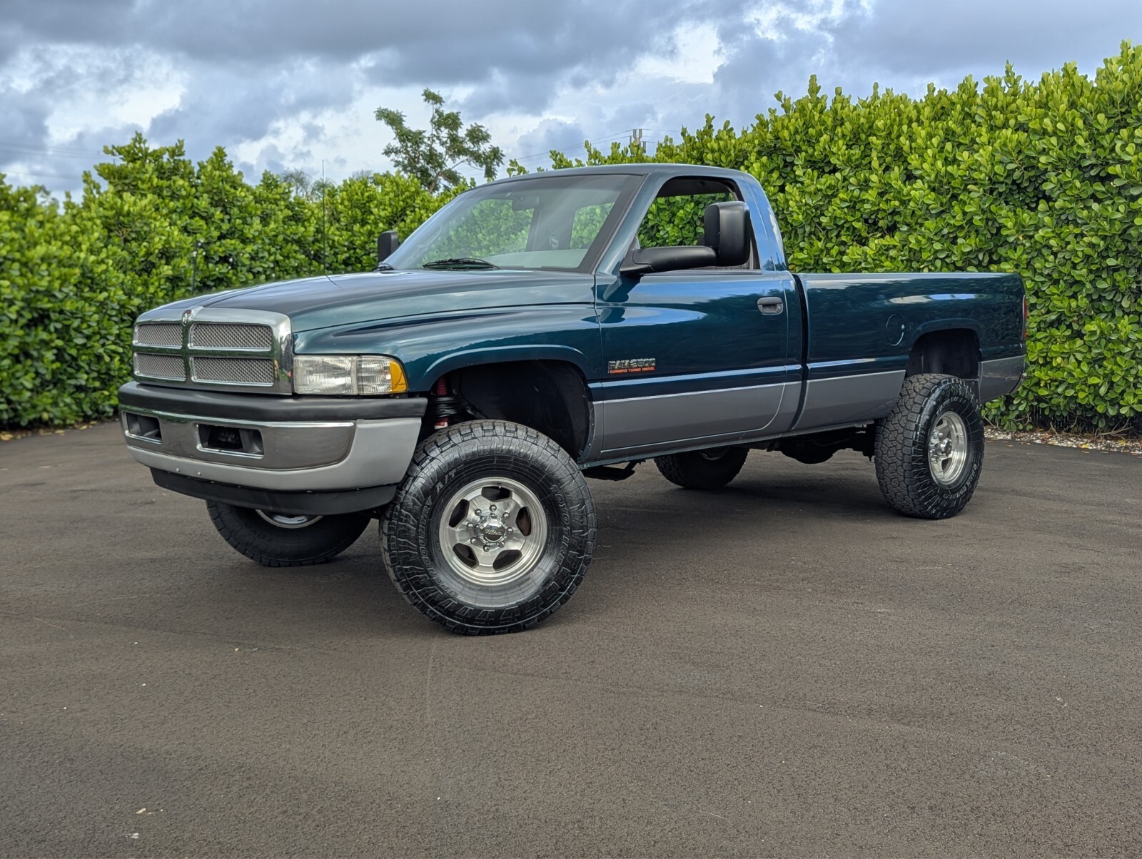 1994 Dodge Ram 2500 ST - photo 2