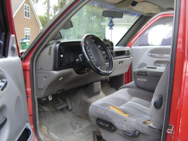 1994 Dodge Ram 2500 - photo 9