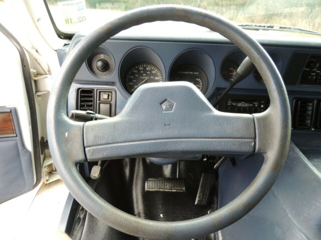 1994 Dodge Ram Van 350 Wagon - photo 11