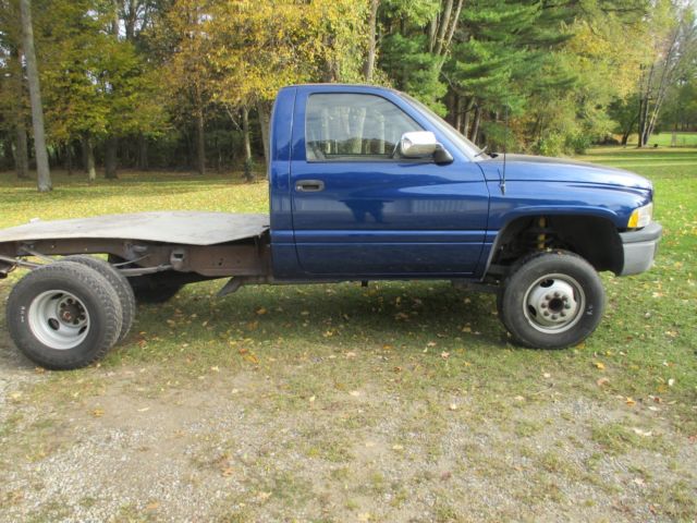 1994 Dodge Ram 3500 SLT - photo 2