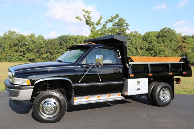 1994 Dodge Ram 3500 SLT 5.9 DUMP - photo 2