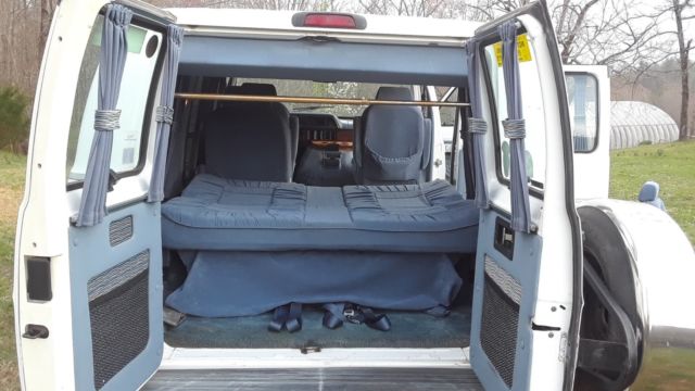 1994 Dodge Ram Van - photo 13
