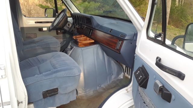 1994 Dodge Ram Van - photo 6