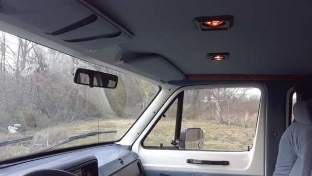 1994 Dodge Ram Van - photo 7