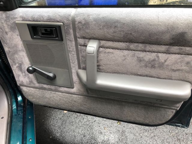 1994 Dodge Shadow ES - photo 12
