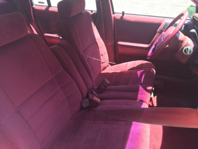 1994 Dodge Spirit - photo 2