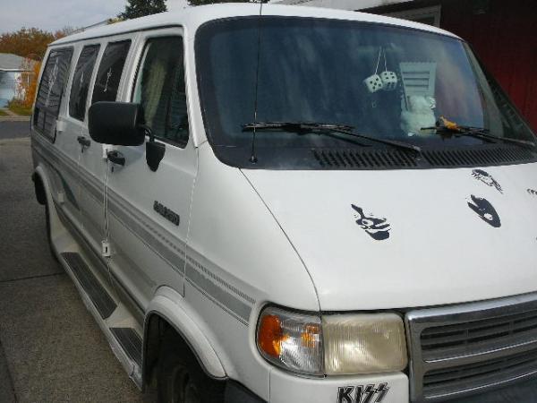 1994 Dodge Ram Van custom - photo 6