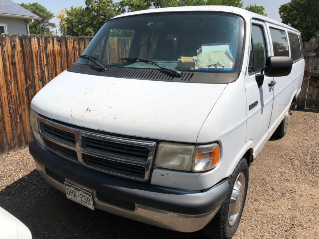1994 Dodge Ram Van - photo 10