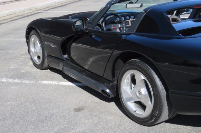 1994 Dodge Viper Base Convertible 2-Door - photo 9