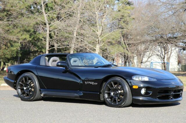 1994 DODGE VIPER RT/10 8.0L V10 6-SPEED ONLY 26K ACTUAL MILES MINT BUY IT NOW 1994 Dodge Viper RT/10