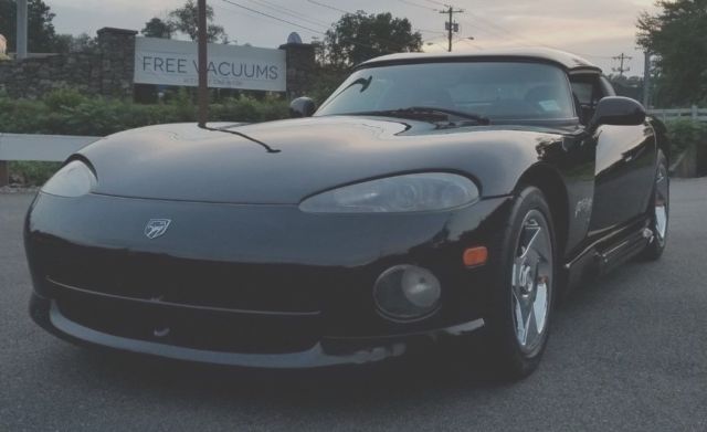 1994 Dodge Viper RT/10 Well Maintained | 2 Tops 2 Wheels New Tires | No Reserve! 1994 Dodge Viper