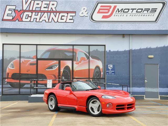 1994 Dodge Viper Sports Car 2,805 Miles Viper Red 10 Cylinder Engine 8.0L/488 6 1994 Dodge Viper Sports Car