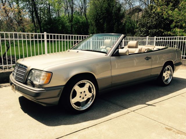 1994 E320 Convertible, excellent condition, low milage 1994 Mercedes-Benz 300-Series 2 door convertible