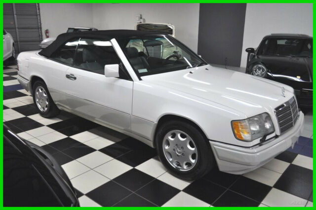 1994 E320 - DESIRABLE WHITE OVER GRAY - LIKE NEW SOFT TOP 1994 Mercedes-Benz E-Class E320 CONVERTIBLE - ONLY 63K MILES - AMAZING CONDITION
