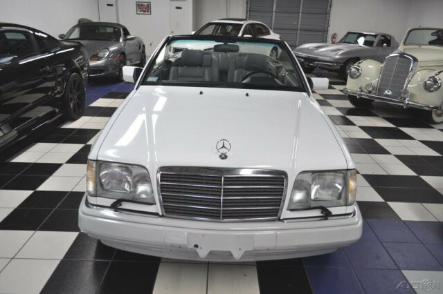 1994 Mercedes-Benz E-Class E320 CONVERTIBLE - ONLY 63K MILES - AMAZING CONDITION - photo 9