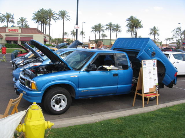 1994 Chevrolet S-10 LS - photo 2