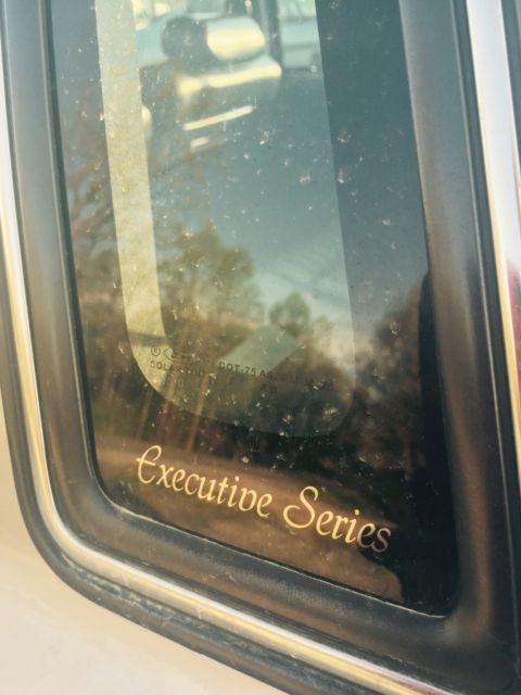 1994 Lincoln Town Car Executive - photo 8