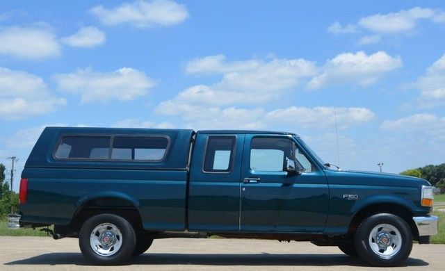 1994 Ford F-150 XL Extended Cab Short Bed - photo 2