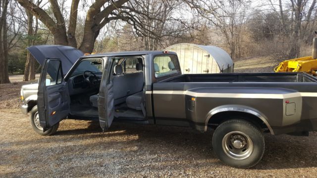 1994 Ford F-350 - photo 9