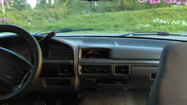 1994 Ford F-150 - photo 2