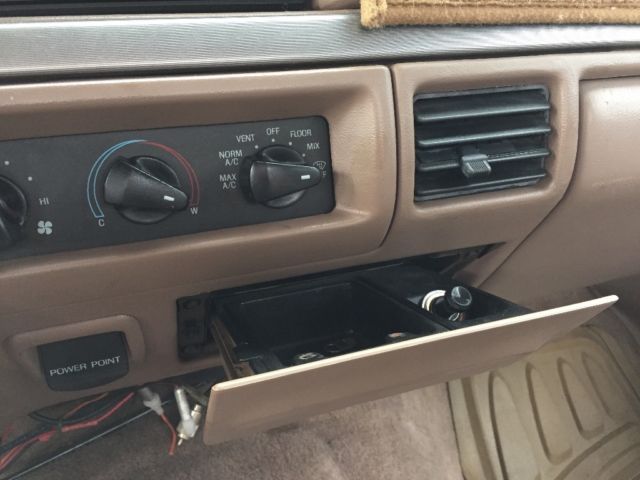 1994 Ford F-250 XLT - photo 8