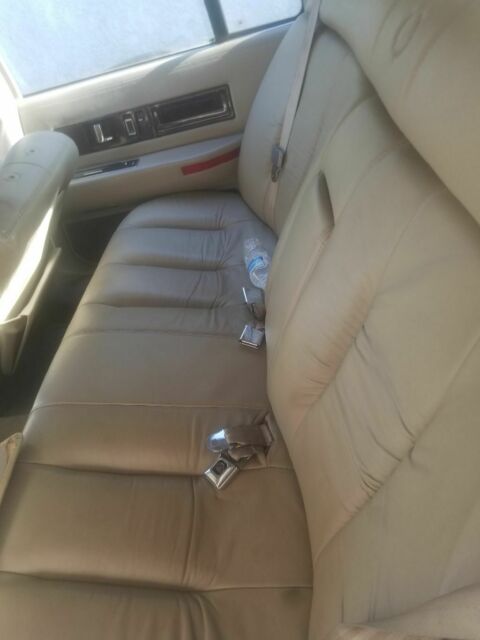 1994 Cadillac Fleetwood Brougham - photo 3