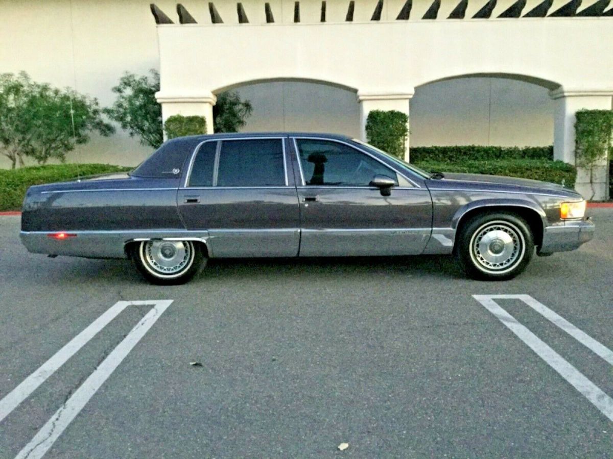 1994 Cadillac Brougham Fleetwood - photo 2