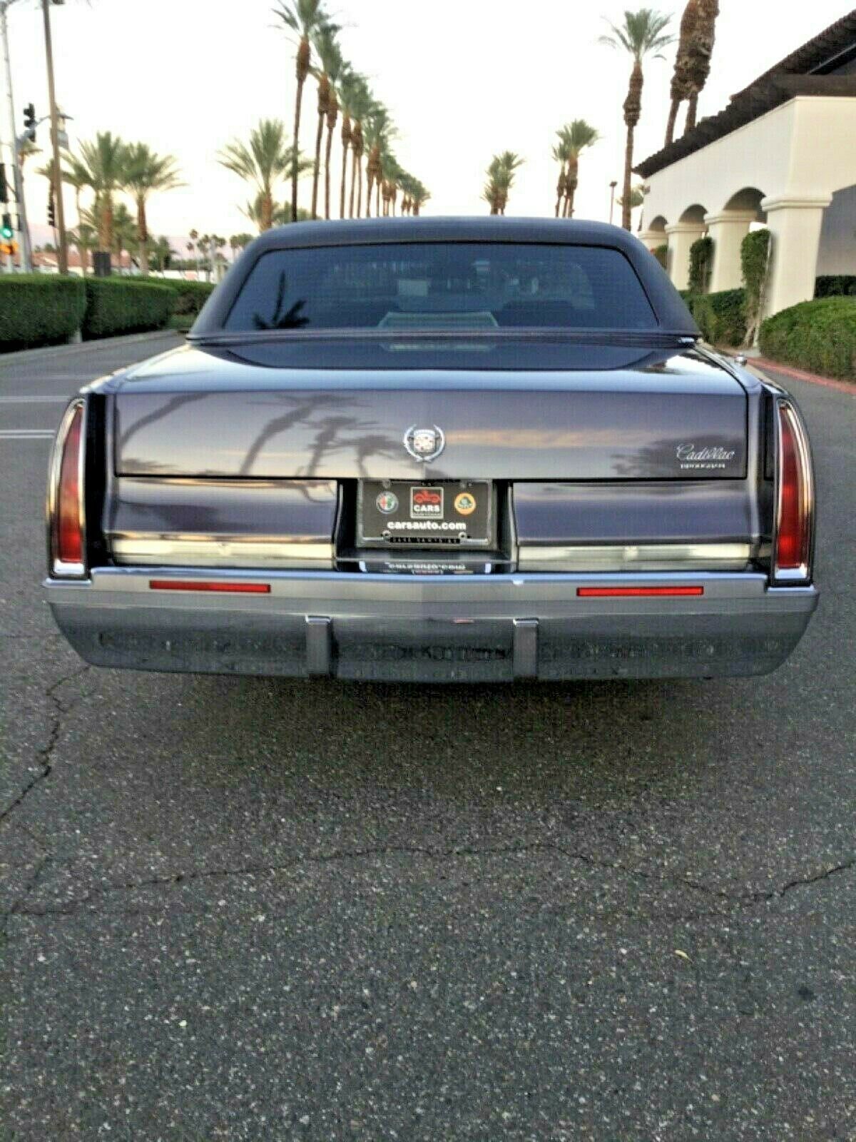 1994 Cadillac Brougham Fleetwood - photo 4