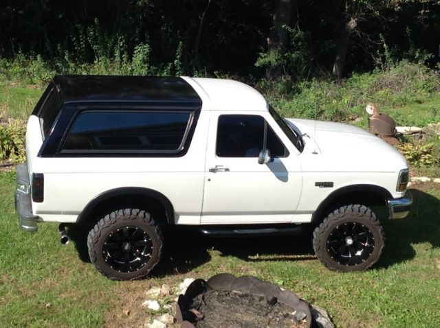 1994 Ford Bronco xlt - photo 12