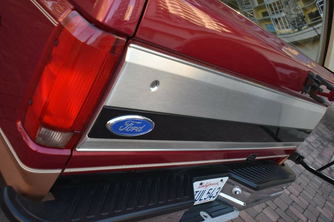 1994 Ford Bronco EDDIE BAUER - photo 13