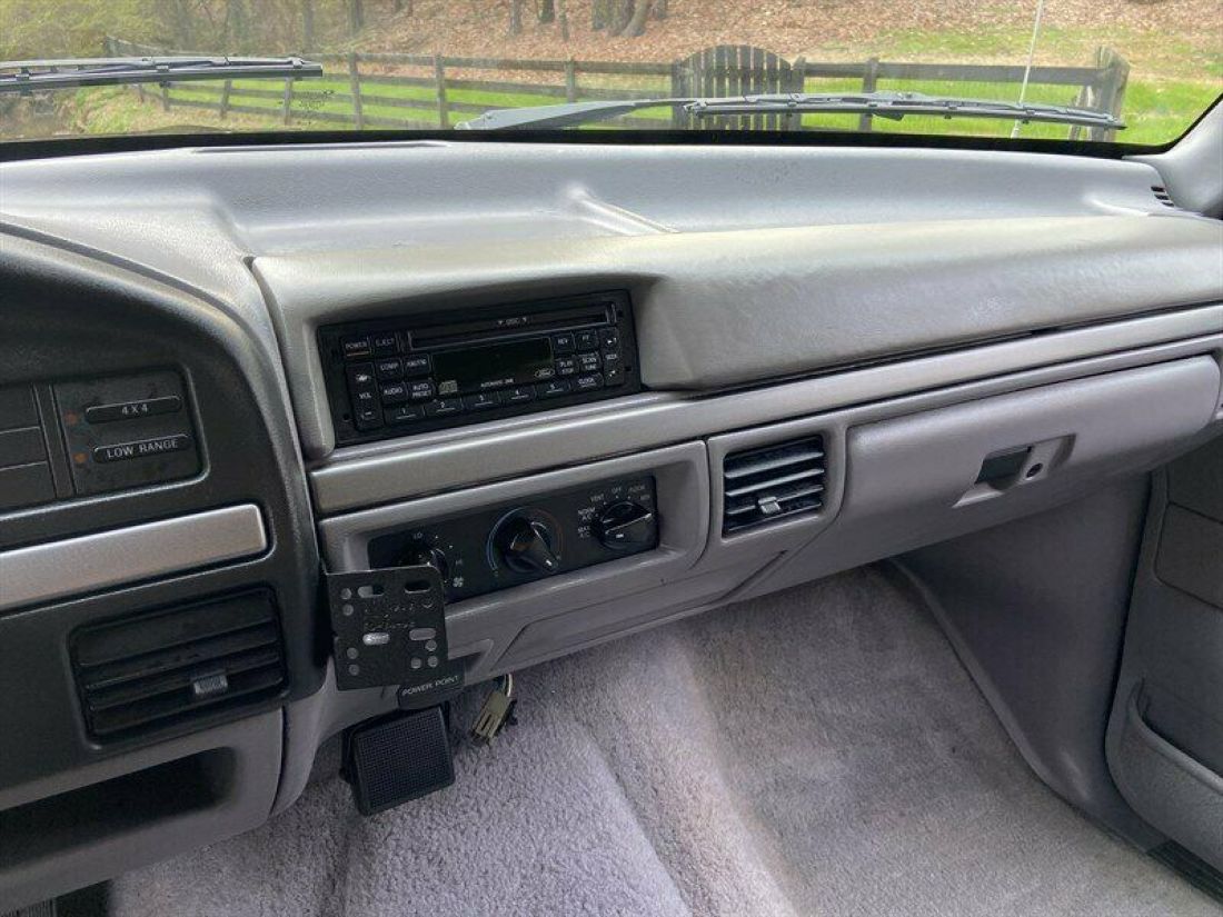 1994 Ford Bronco XLT - photo 6