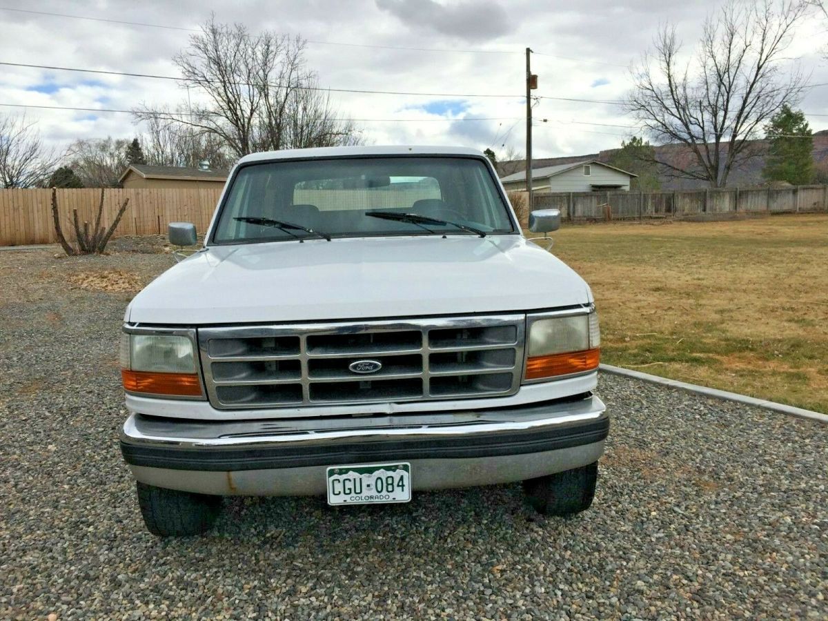1994 Ford Bronco XLT - photo 2