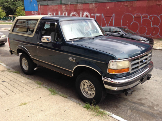 1994 Ford Bronco Eddie Bauer Sport Utility 2-Door 5.0L 1994 Ford Bronco Eddie Bauer Sport Utility 2-Door