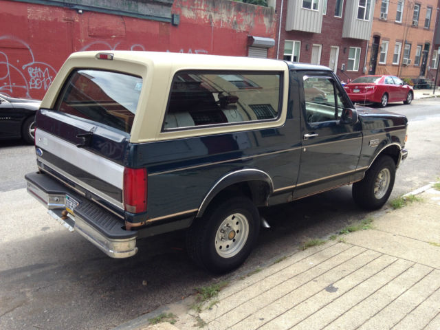 1994 Ford Bronco Eddie Bauer Sport Utility 2-Door - photo 2
