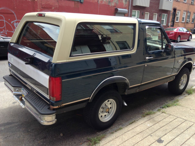 1994 Ford Bronco Eddie Bauer Sport Utility 2-Door - photo 4