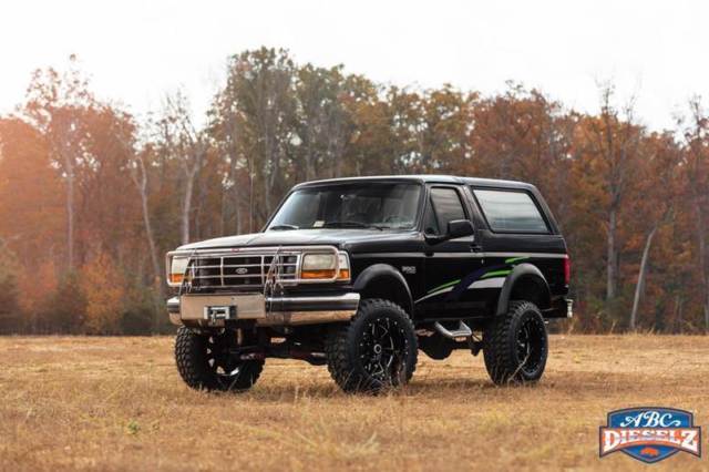 1994 Ford Bronco, Lifted, Clean body, 351 V8, NO RESERVE 1994 Ford Bronco
