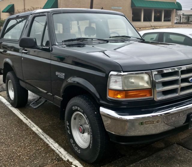 1994 Ford Bronco XL - photo 3