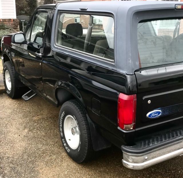 1994 Ford Bronco XL - photo 6