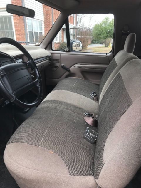 1994 Ford Bronco XL - photo 7