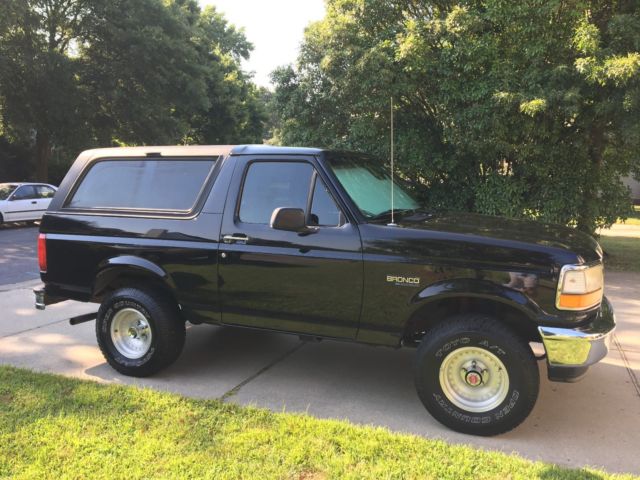 1994 Ford Bronco XL - photo 10