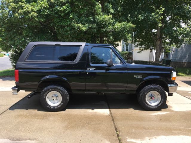 1994 Ford Bronco XL - photo 3