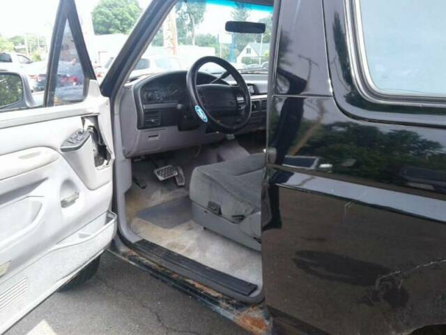 1994 Ford Bronco XLT 2dr 4WD SUV - photo 11